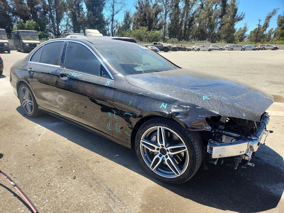 2018 Mercedes-benz E მანქანა იყიდება აუქციონზე, vin: WDDZF4JB4JA325801, აუქციონის ნომერი: 62138586