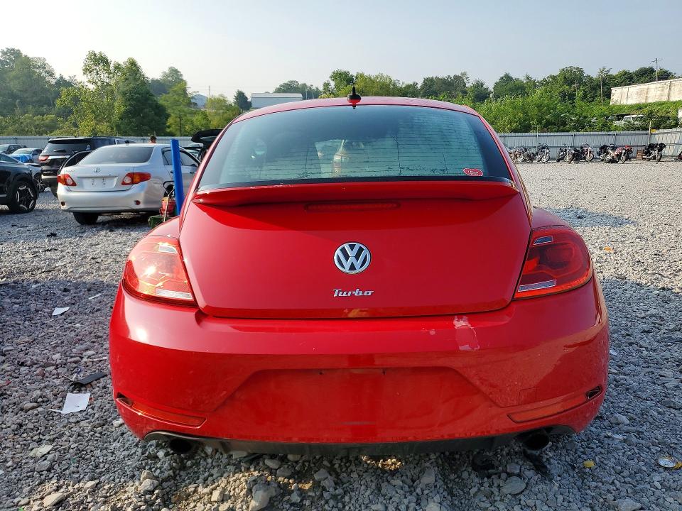 Продаж на аукціоні авто 2015 Volkswagen Beetle, vin: 3VWVT7AT2FM646240, номер лоту: 61285146