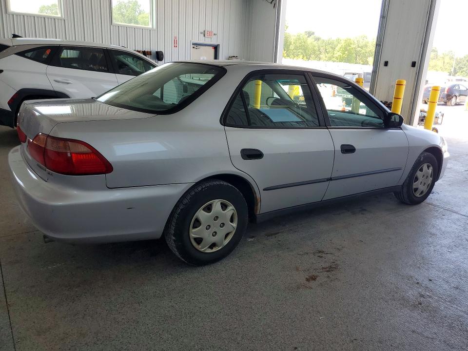 58891566 :رقم المزاد ، 1HGCF8649XA024792 vin ، 1999 Honda Accord مزاد بيع