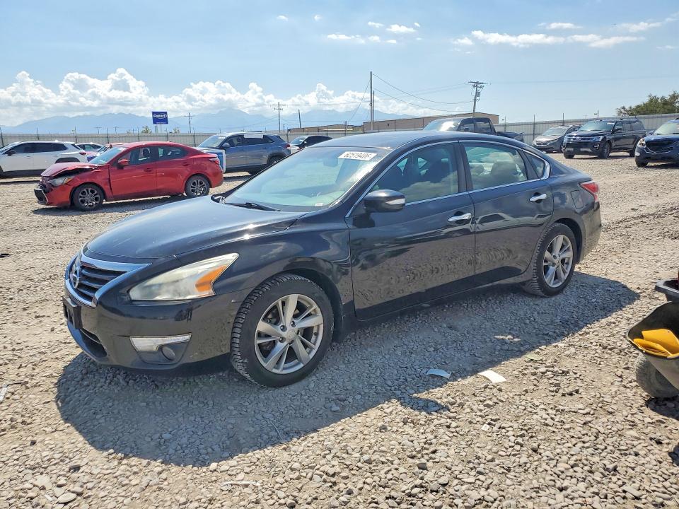 2015 Nissan Altima მანქანა იყიდება აუქციონზე, vin: 1N4AL3AP6FC197939, აუქციონის ნომერი: 62519406