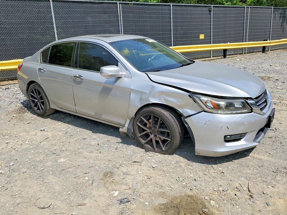 Продажа на аукционе авто 2015 Honda Accord, vin: 1HGCR3F81FA013362, номер лота: 59370456