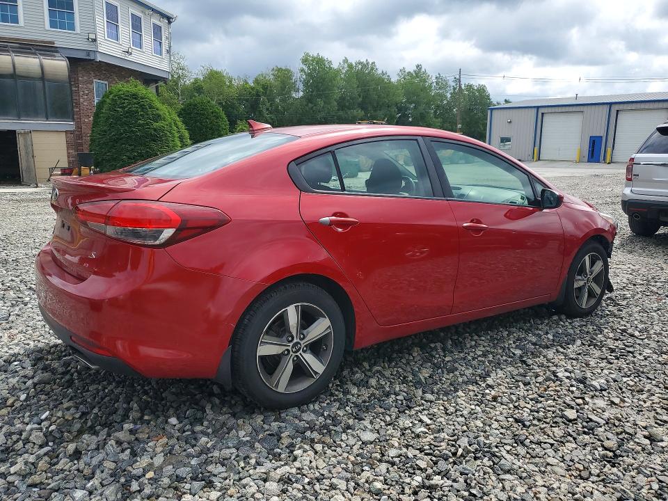 2018 Kia Forte მანქანა იყიდება აუქციონზე, vin: 3KPFL4A74JE241542, აუქციონის ნომერი: 61502716
