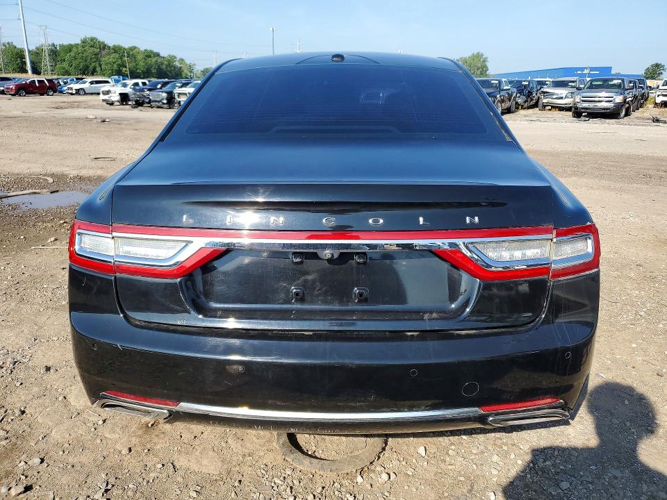 58716696 :رقم المزاد ، 1LN6L9NC8H5603488 vin ، 2017 Lincoln Continental مزاد بيع