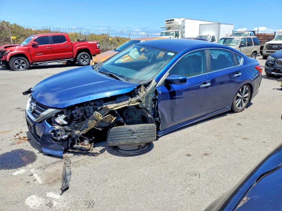 2017 Nissan Altima მანქანა იყიდება აუქციონზე, vin: 1N4AL3AP2HC142441, აუქციონის ნომერი: 63254676