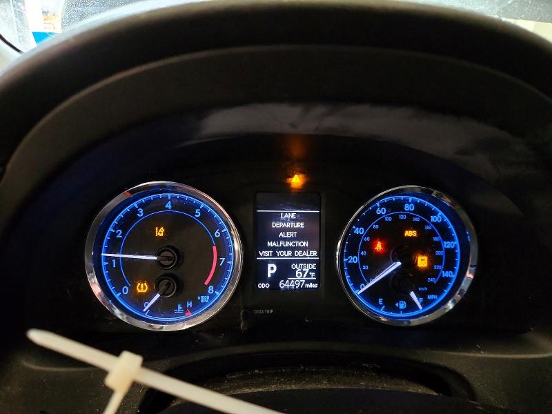 61548836 :رقم المزاد ، 2T1BURHE5HC776658 vin ، 2017 Toyota Corolla مزاد بيع