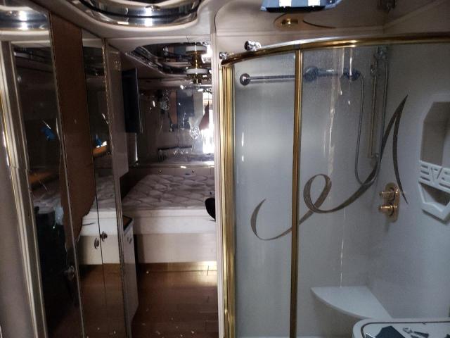 Продажа на аукционе авто 2000 Prevost Bus, vin: 2PCV3349XY1013488, номер лота: 64709543
