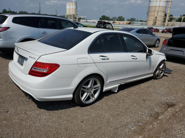2014 Mercedes-benz C 300 4matic მანქანა იყიდება აუქციონზე, vin: WDDGF8AB4EG233038, აუქციონის ნომერი: 61757943