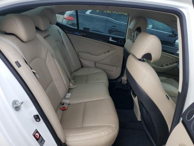 2015 Kia Cadenza Premium მანქანა იყიდება აუქციონზე, vin: KNALN4D73F5184887, აუქციონის ნომერი: 62338463