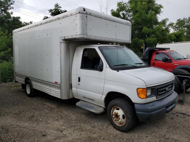 62944043 :رقم المزاد ، 1FDXE45SX7DA80634 vin ، 2007 Ford Econoline E450 Super Duty Cutaway Van مزاد بيع