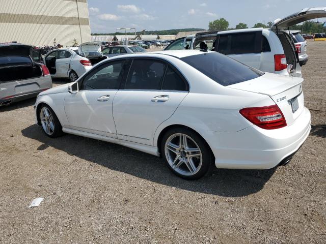 2014 Mercedes-benz C 300 4matic მანქანა იყიდება აუქციონზე, vin: WDDGF8AB4EG233038, აუქციონის ნომერი: 61757943