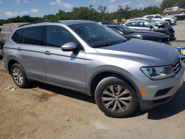 Продаж на аукціоні авто 2020 Volkswagen Tiguan S, vin: 3VV1B7AX6LM113814, номер лоту: 63503193