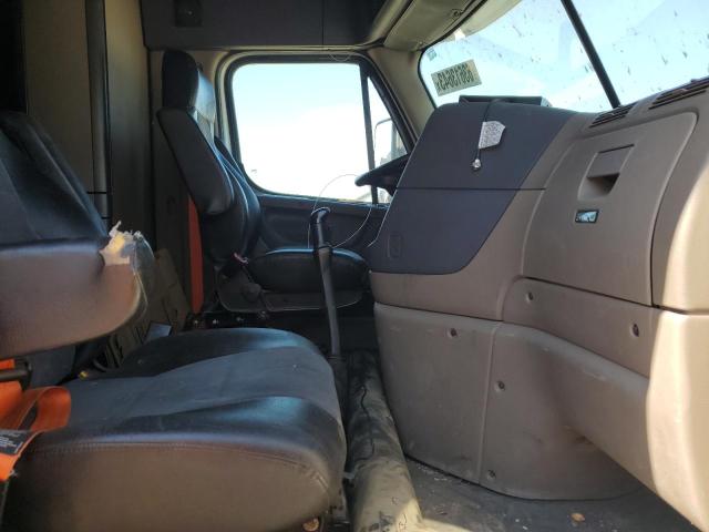 2016 Freightliner Cascadia 125 მანქანა იყიდება აუქციონზე, vin: 1FUBGLD54GLHN3580, აუქციონის ნომერი: 63613643