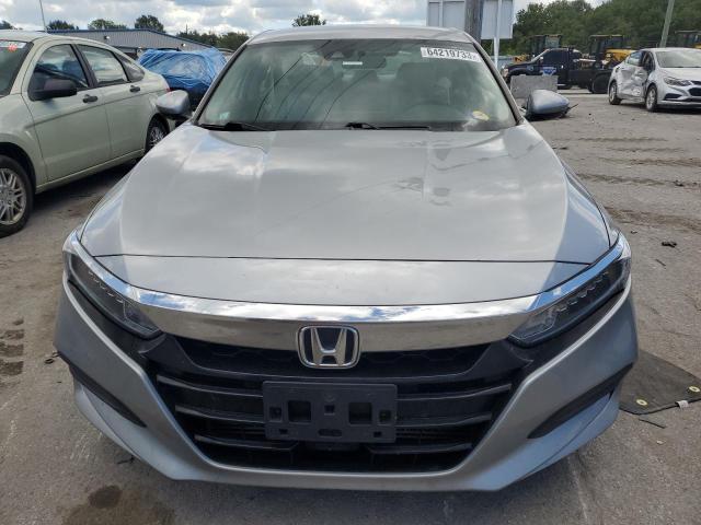 64219733 :رقم المزاد ، 1HGCV1F13JA072733 vin ، 2018 Honda Accord Lx مزاد بيع