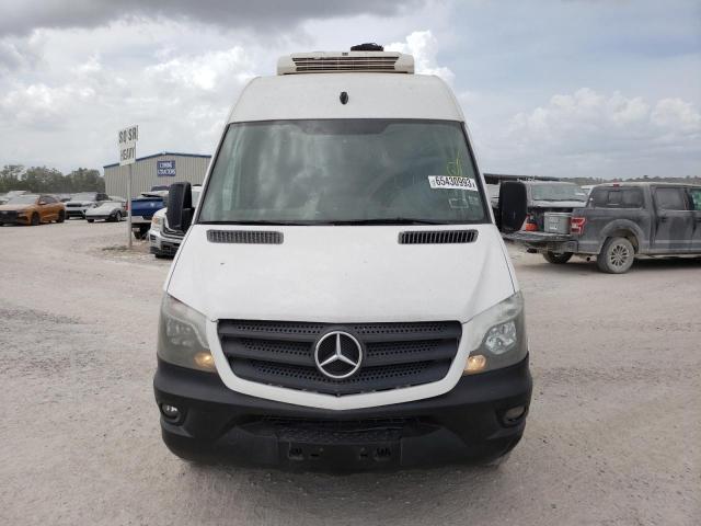 65430993 :رقم المزاد ، WD3PE8CC4F5960447 vin ، 2015 Mercedes-benz Sprinter 2500 مزاد بيع