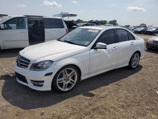 2014 Mercedes-benz C 300 4matic მანქანა იყიდება აუქციონზე, vin: WDDGF8AB4EG233038, აუქციონის ნომერი: 61757943
