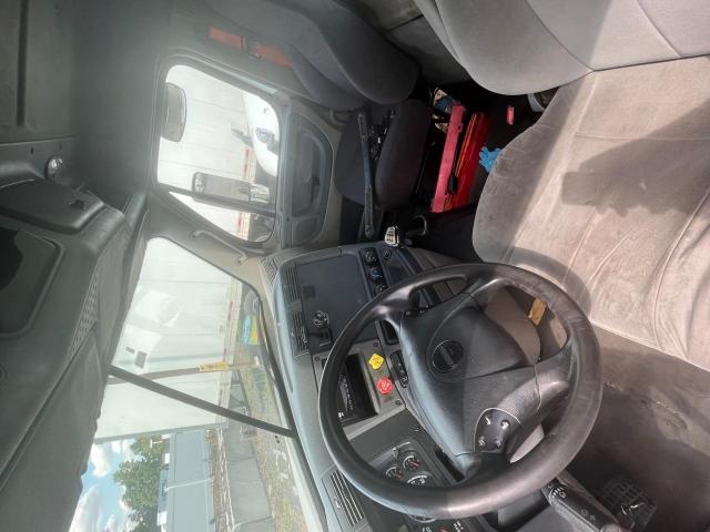 63188693 :رقم المزاد ، 1FUBGAD42GLHD9913 vin ، 2016 Freightliner Cascadia 113 مزاد بيع