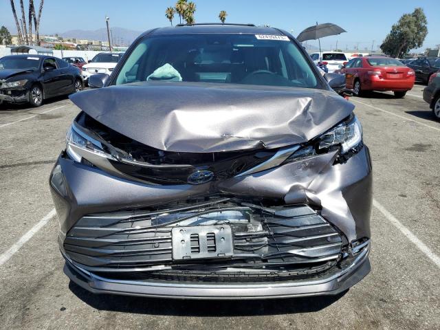 Продажа на аукционе авто 2022 Toyota Sienna Limited, vin: 5TDZRKEC0NS110935, номер лота: 62439473