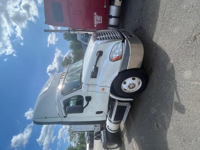 63188693 :رقم المزاد ، 1FUBGAD42GLHD9913 vin ، 2016 Freightliner Cascadia 113 مزاد بيع