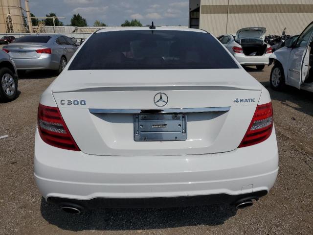 2014 Mercedes-benz C 300 4matic მანქანა იყიდება აუქციონზე, vin: WDDGF8AB4EG233038, აუქციონის ნომერი: 61757943