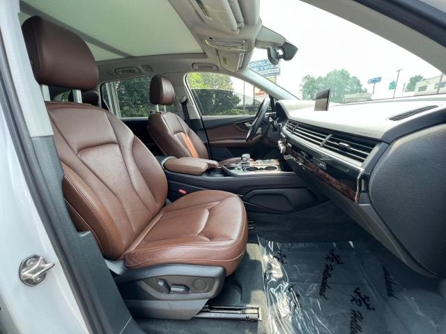 Продаж на аукціоні авто 2017 Audi Q7 Premium Plus, vin: WA1LAAF78HD028003, номер лоту: 63309763
