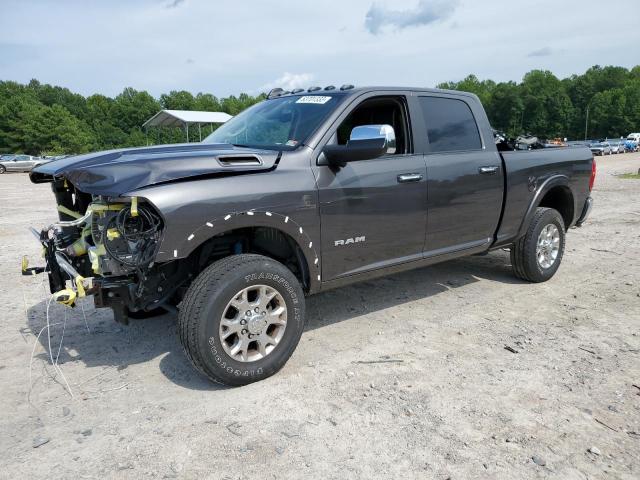 63701333 :رقم المزاد ، 3C6UR5FL2NG115893 vin ، 2022 Ram 2500 Laie مزاد بيع