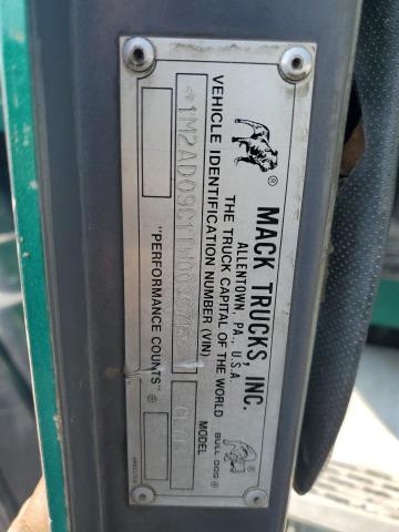 1996 Mack 700 Cl700 მანქანა იყიდება აუქციონზე, vin: 1M2AD09C1TW003671, აუქციონის ნომერი: 61667563