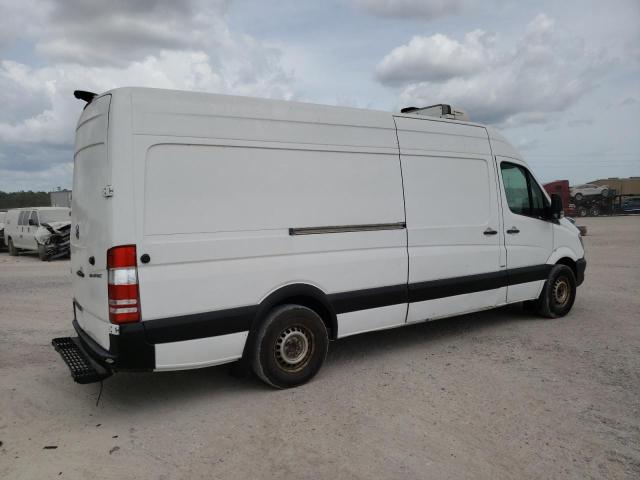 65430993 :رقم المزاد ، WD3PE8CC4F5960447 vin ، 2015 Mercedes-benz Sprinter 2500 مزاد بيع