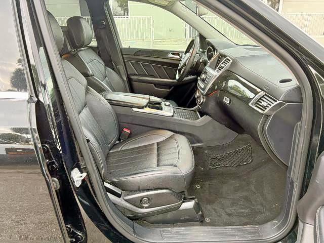 63062323 :رقم المزاد ، 4JGDF6EE1GA625384 vin ، 2016 Mercedes-benz Gl 450 4matic مزاد بيع