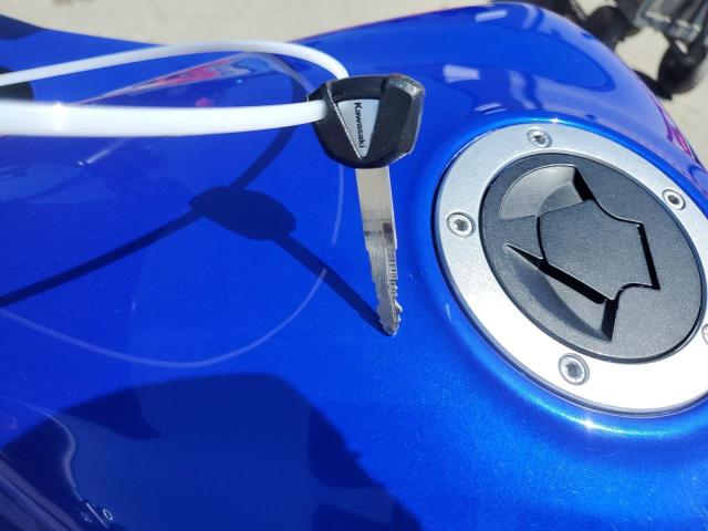 67237334 :رقم المزاد ، JKAZXCM14EA000196 vin ، 2014 Kawasaki Zx1000 مزاد بيع
