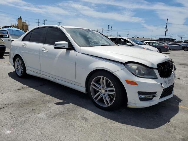 70055165 :رقم المزاد ، WDDGF8AB7ER314040 vin ، 2014 Mercedes-benz C مزاد بيع