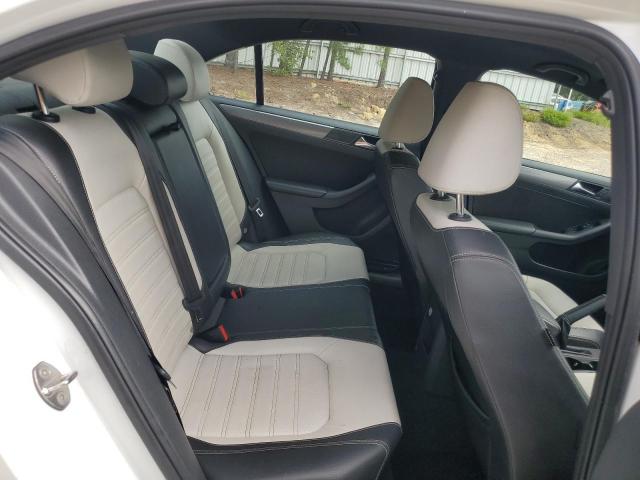 Продаж на аукціоні авто 2016 Volkswagen Jetta Spor, vin: 3VWD17AJ0GM230799, номер лоту: 69543335
