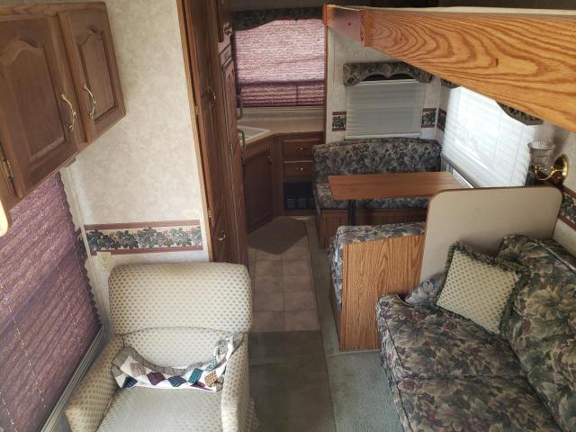 67514555 :رقم المزاد ، 4YDT2782X32034066 vin ، 2003 Keystone Cougar مزاد بيع
