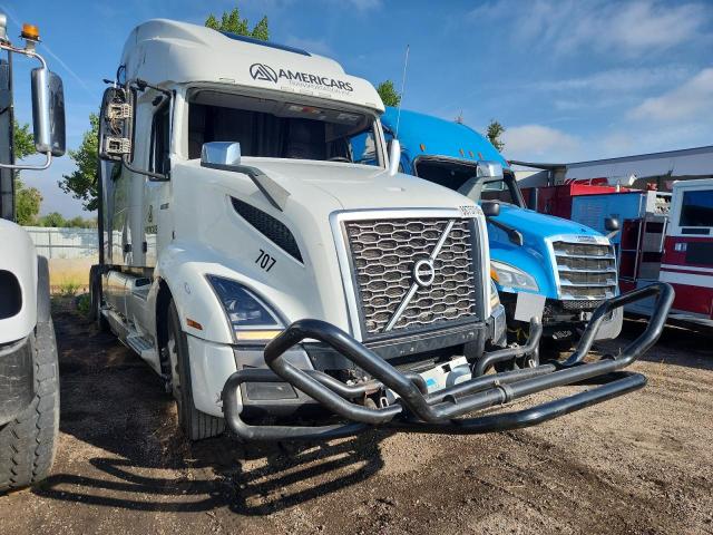2022 Volvo Vnl მანქანა იყიდება აუქციონზე, vin: 4V4NC9EH7NN297833, აუქციონის ნომერი: 68757345