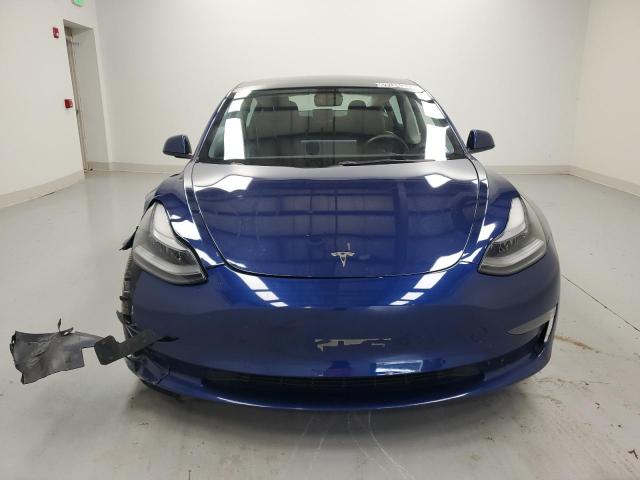 69285305 :رقم المزاد ، 5YJ3E1EA5NF287379 vin ، 2022 Tesla Model 3 مزاد بيع