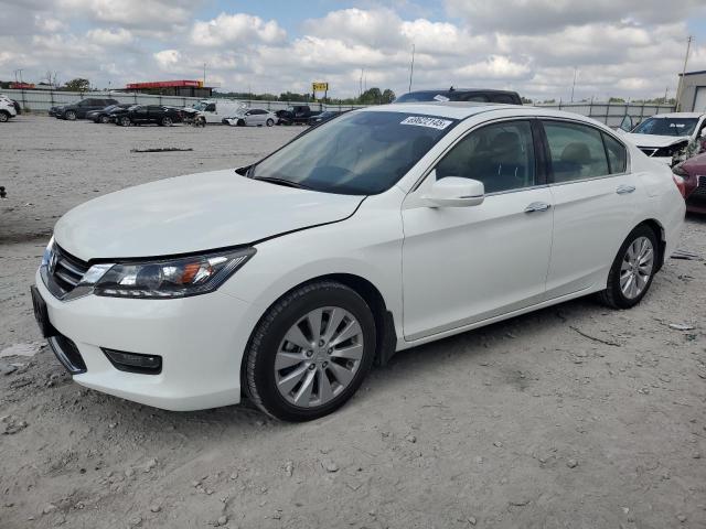 69622145 :رقم المزاد ، 1HGCR3F88FA014623 vin ، 2015 Honda Accord مزاد بيع