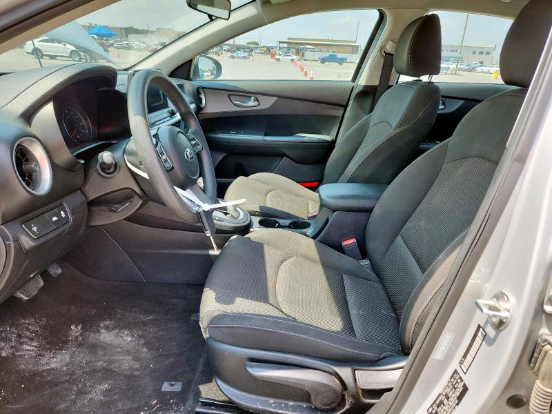 2020 Kia Forte მანქანა იყიდება აუქციონზე, vin: 3KPF24AD5LE186739, აუქციონის ნომერი: 70536415