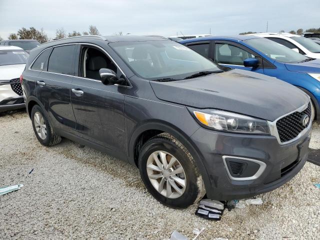 67945895 :رقم المزاد ، 5XYPG4A38JG344438 vin ، 2018 Kia Sorento Lx مزاد بيع