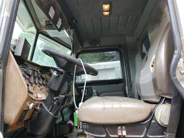 Aukcja sprzedaży 2005 Peterbilt 335, vin: 2NPLLZ9X45M871429, numer aukcji: 66142685