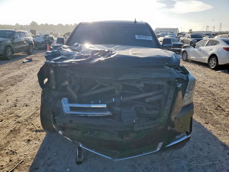 Продажа на аукционе авто 2019 Cadillac Escalade L, vin: 1GYS3BKJ3KR284136, номер лота: 69225915