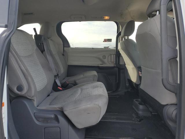 2021 Toyota Sienna Le მანქანა იყიდება აუქციონზე, vin: 5TDKRKEC6MS043743, აუქციონის ნომერი: 68544565
