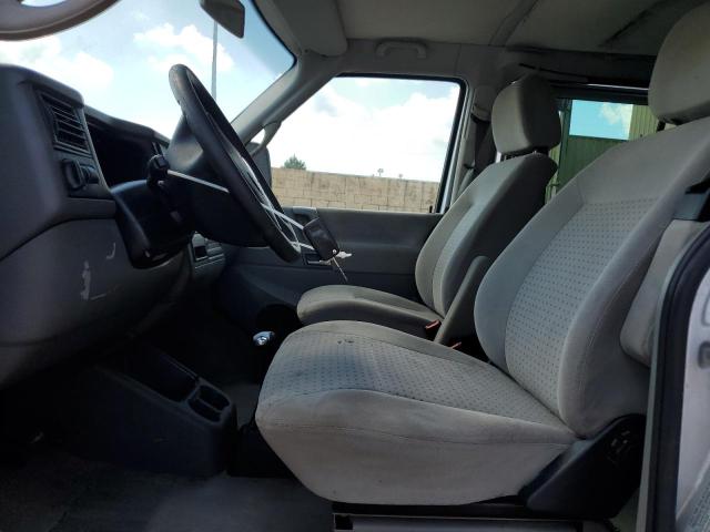 2002 Volkswagen Eurovan Gl მანქანა იყიდება აუქციონზე, vin: WV2KB47092H076225, აუქციონის ნომერი: 70983195