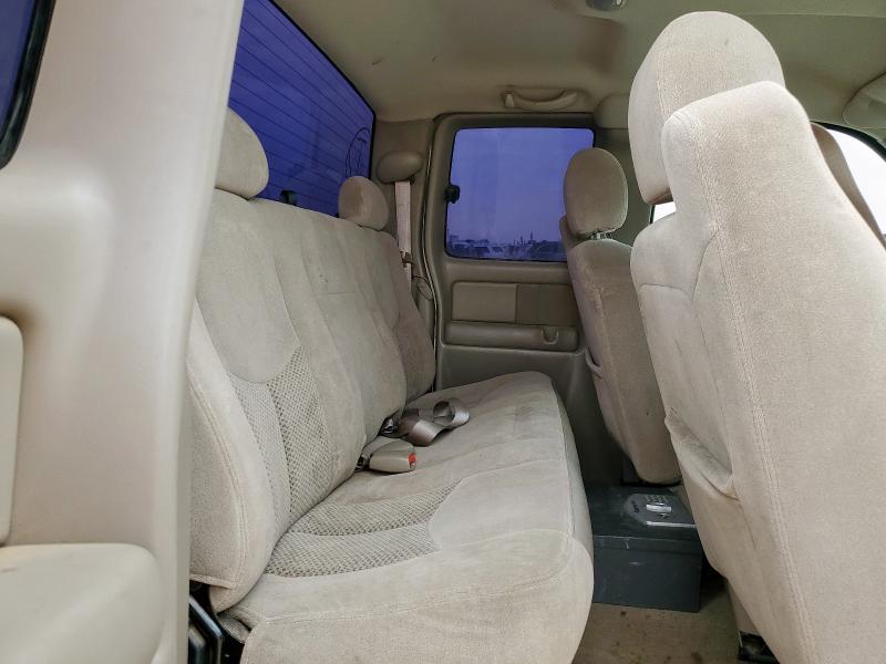 70104735 :رقم المزاد ، 2GCEC19V641173274 vin ، 2004 Chevrolet Silverado مزاد بيع