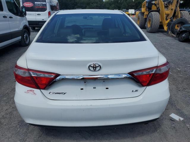 2017 Toyota Camry Le მანქანა იყიდება აუქციონზე, vin: 4T1BF1FK4HU688980, აუქციონის ნომერი: 70218165