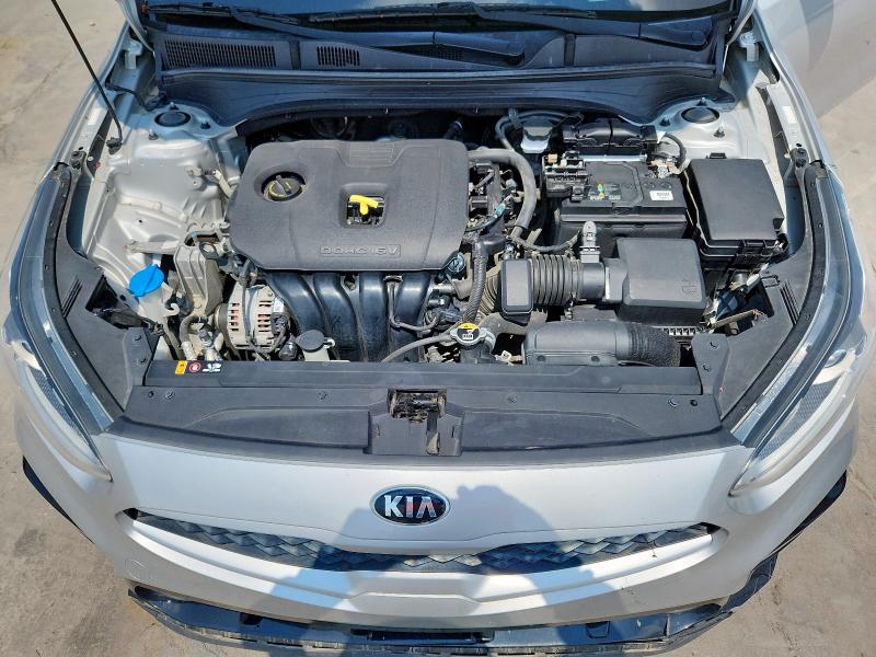 2020 Kia Forte მანქანა იყიდება აუქციონზე, vin: 3KPF24AD5LE186739, აუქციონის ნომერი: 70536415