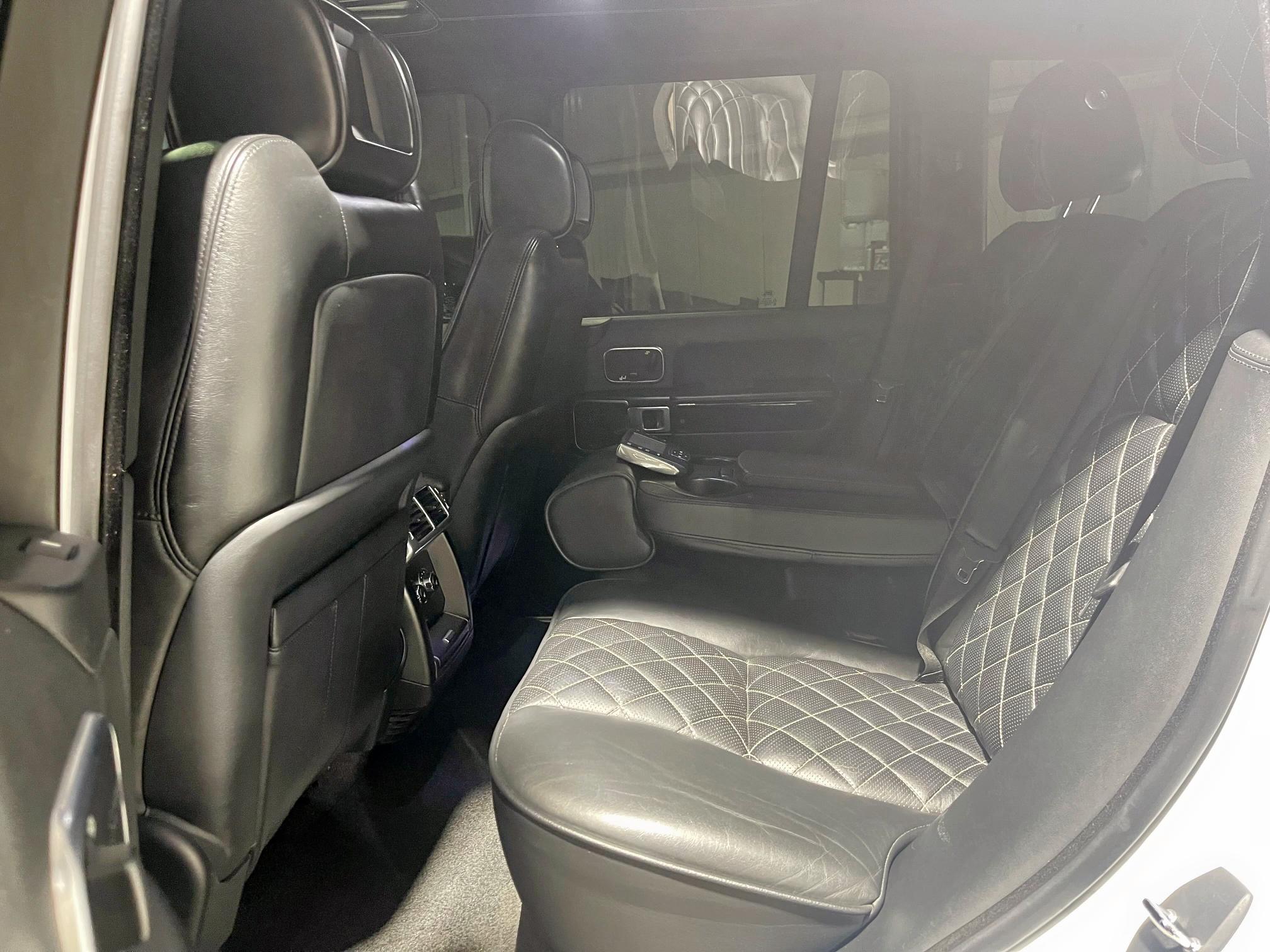 68226495 :رقم المزاد ، SALMF1E46BA357805 vin ، 2011 Land Rover Range Rove مزاد بيع