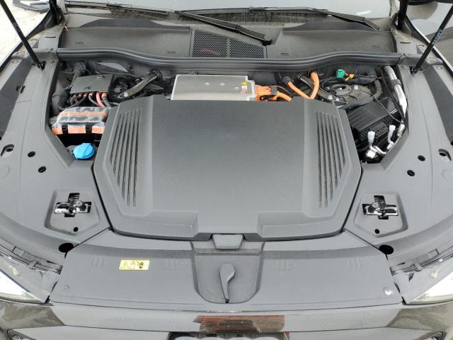 68633775 :رقم المزاد ، WA15AAGE3RB060764 vin ، 2024 Audi Q8 E-tron Premium Plus مزاد بيع