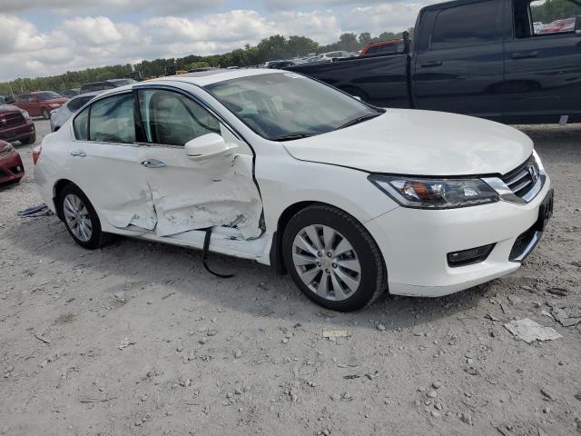 69622145 :رقم المزاد ، 1HGCR3F88FA014623 vin ، 2015 Honda Accord مزاد بيع