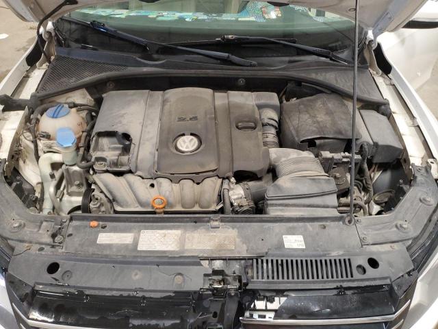 2013 Volkswagen Passat მანქანა იყიდება აუქციონზე, vin: 1VWBP7A35DC033227, აუქციონის ნომერი: 68400145