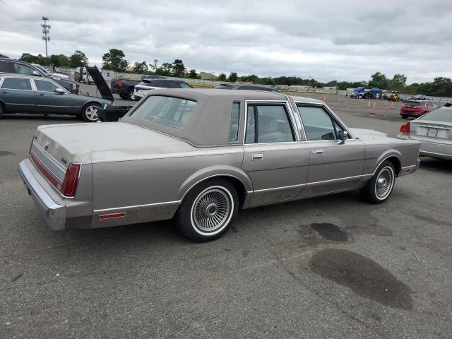 1989 Lincoln Town Car C მანქანა იყიდება აუქციონზე, vin: 1LNBM83F7KY627418, აუქციონის ნომერი: 67242135