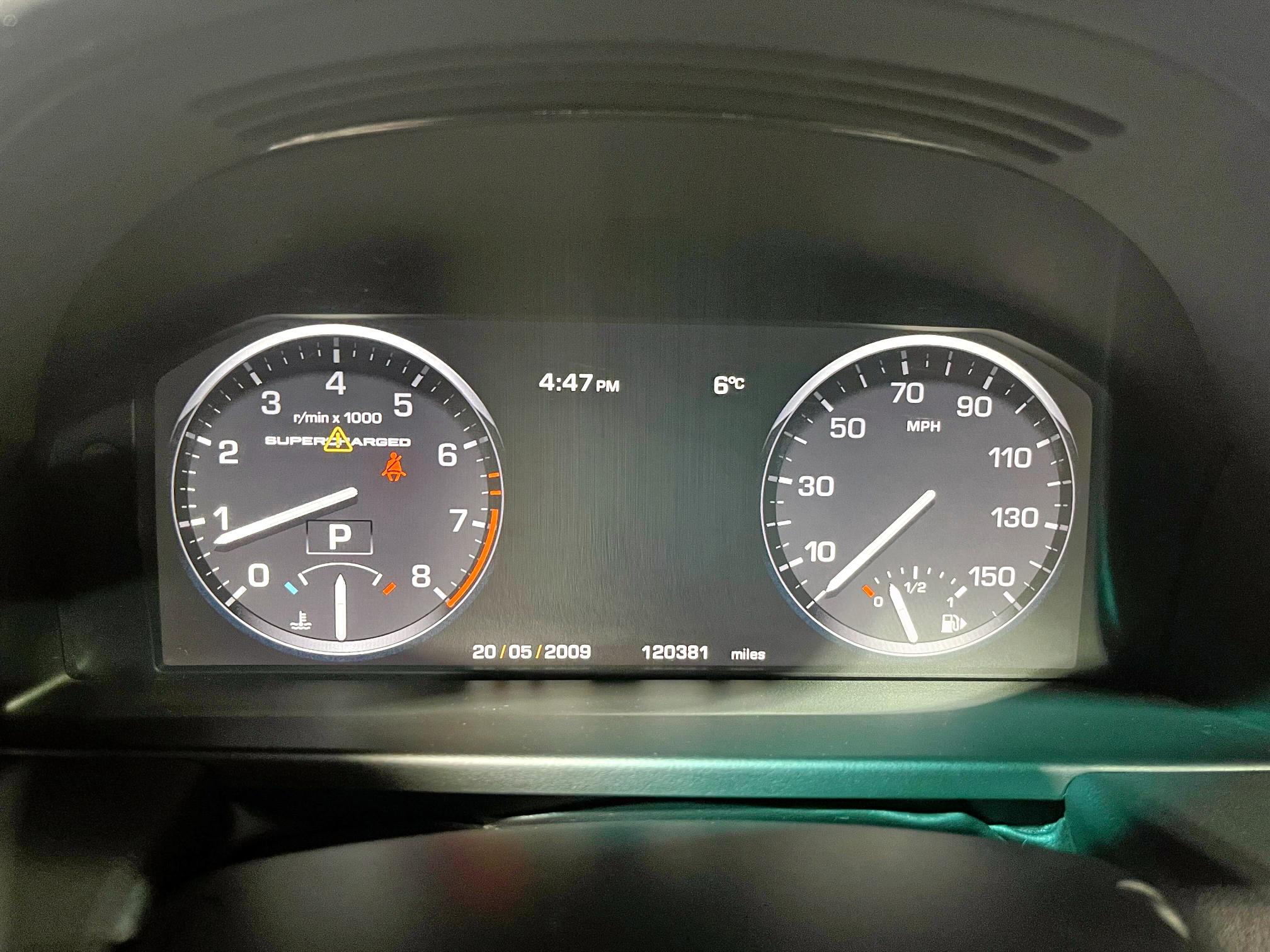 68226495 :رقم المزاد ، SALMF1E46BA357805 vin ، 2011 Land Rover Range Rove مزاد بيع
